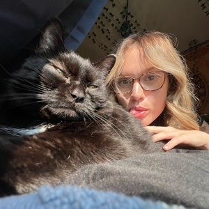 Meet your Posher, Lindan